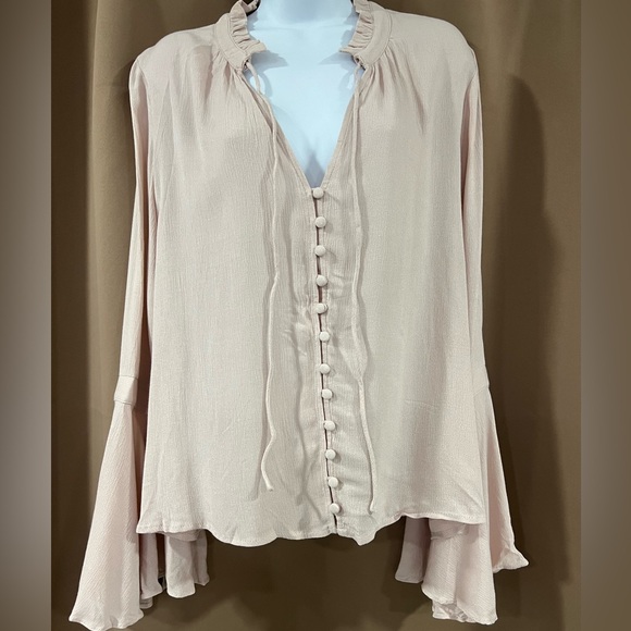 Long Bell Sleeve With Button Down Draw String Too - Picture 1 of 3